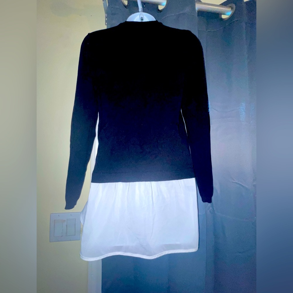 Chic top - Picture 2 of 2